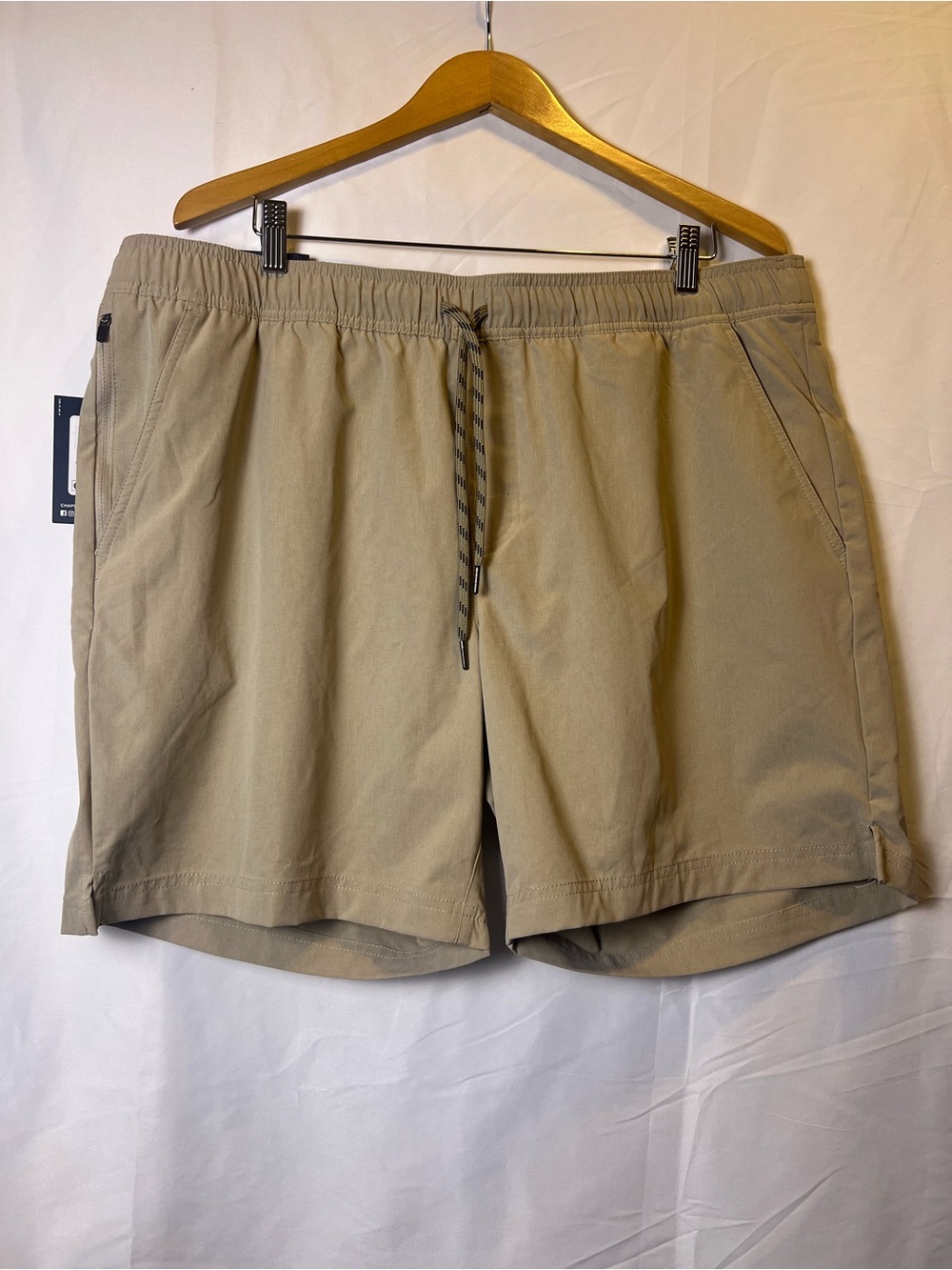 Chaps Men's Drawstring Performance Athletic Shorts - Tan Size 2XL Gorpcore